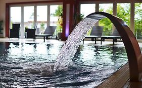 Froejel Resort & Spa